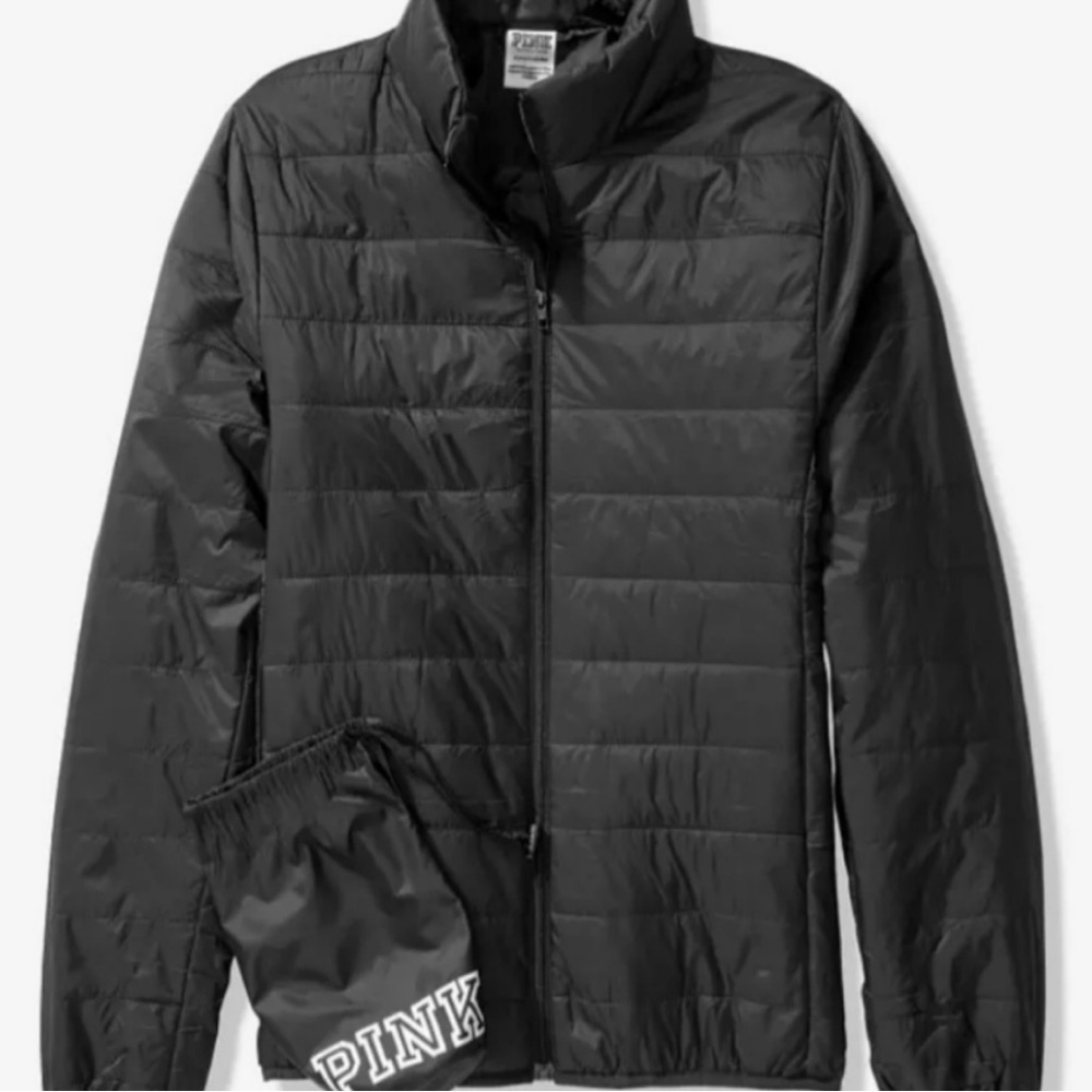 Black packable puffer jacket brand new